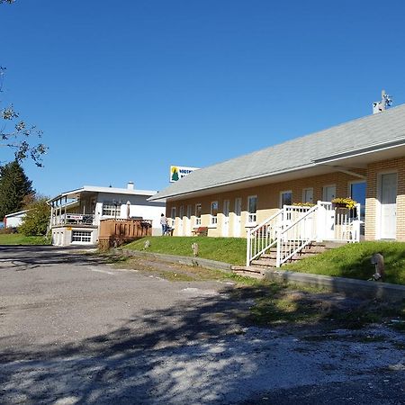 Northland Motel Nipigon Exterior photo