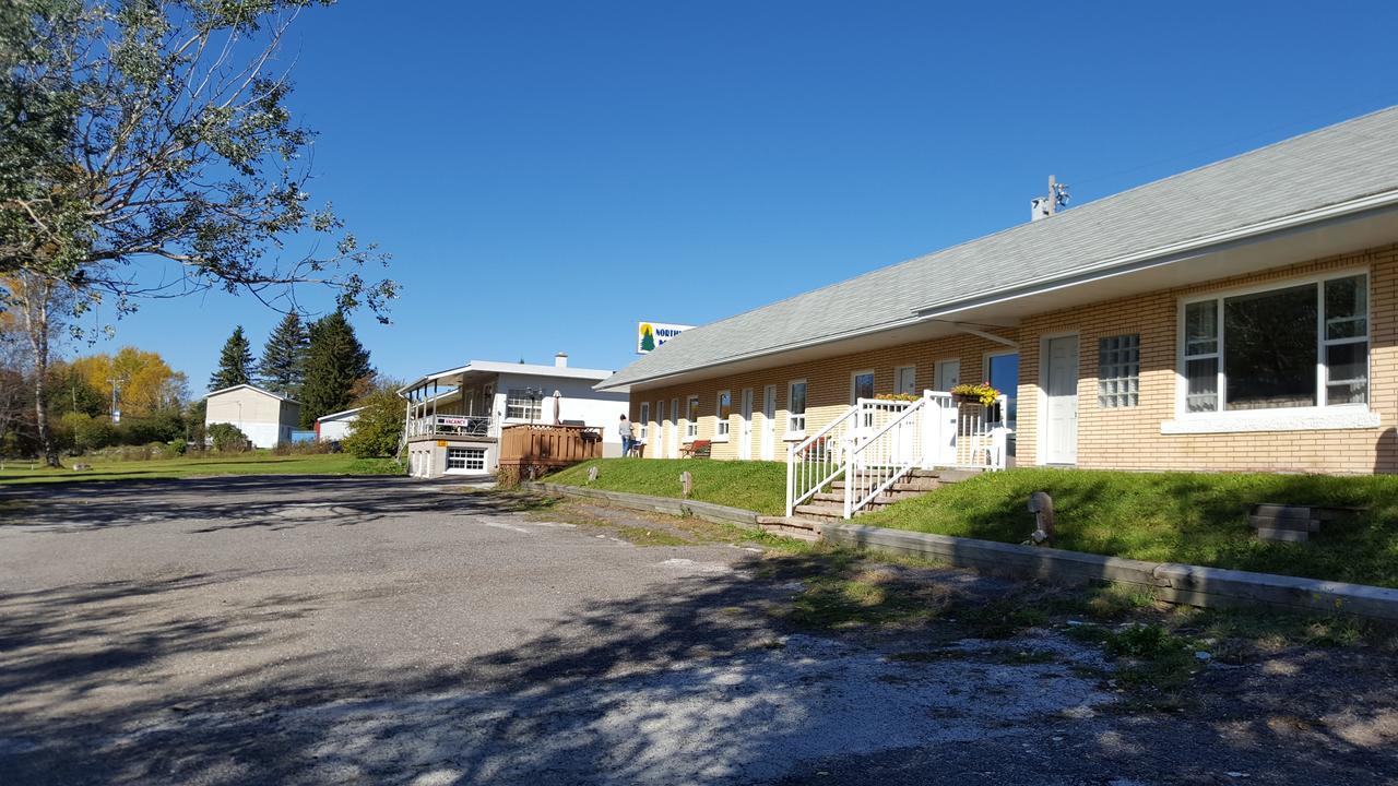 Northland Motel Nipigon Exterior photo